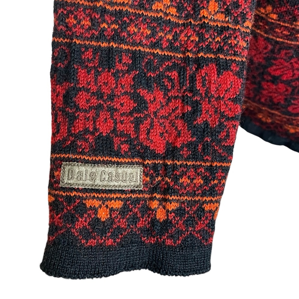 Vintage Dale of Norway Red Nordic Wool Cardigan Medium - Picture 10 of 11